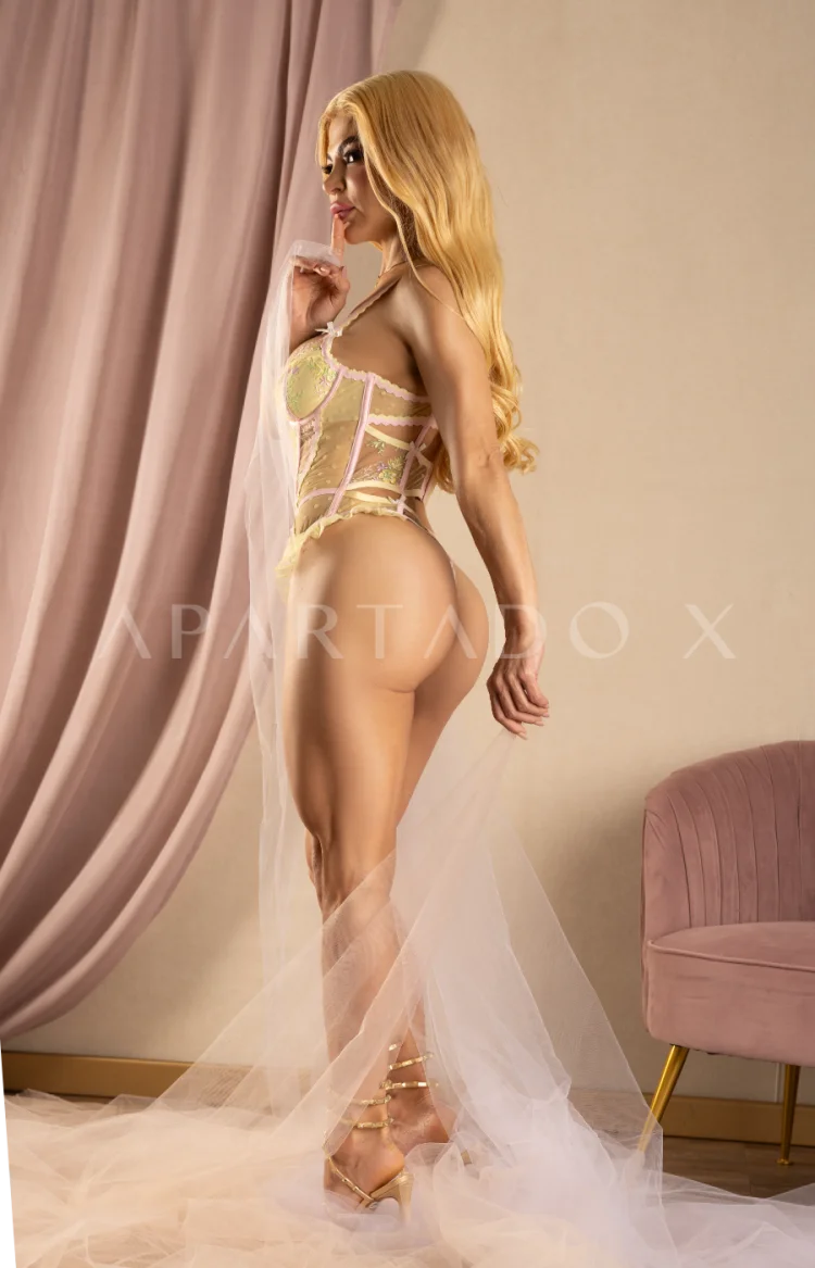 Bianca Fly