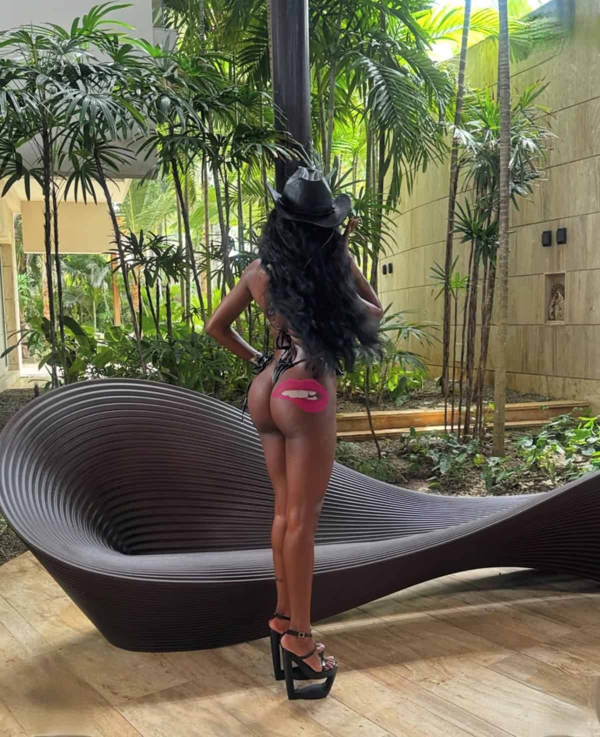 Aurora Alves
