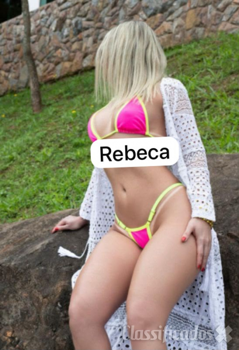 Rebeca loirinha...
